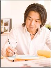 デザイナー穂満慎一